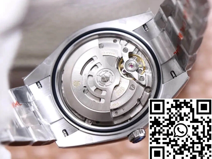 M124300-0001 Oyster Dial 41MM Rolex Silver Factory Perpetual EW 0119